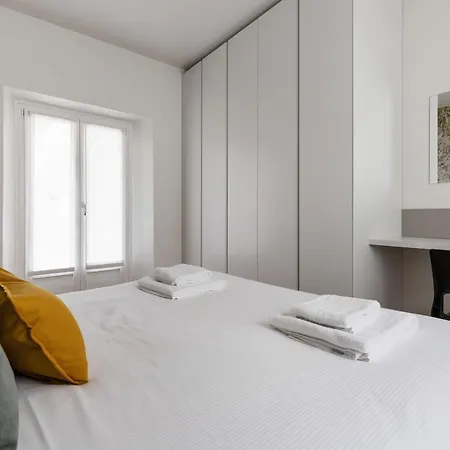 Queen 32 * Cernobbio