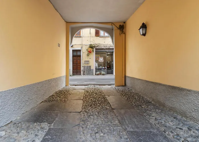 Queen 32 Apartment *